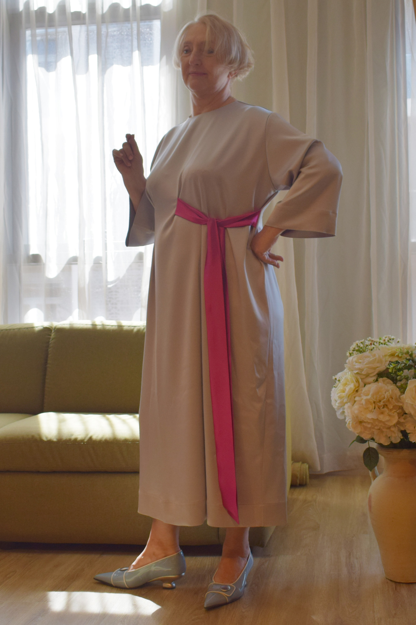 Classic Custom-Made Dress in Natural Italian Silk with Elastane